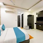Hotel Rosewood Near Delhi Airport