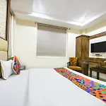 Fabhotel Baba Residency Near New Delhi Railway Station