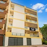 Super Hotel O Rohini Sector 20 Formerly Yellow Saffron