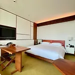 Hotel The Aatlantis Suites Near Delhi Airport
