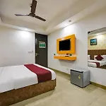 Hotel Kelvish Free Airport Pickup
