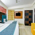 Hotel Eddission View Near Delhi Airport
