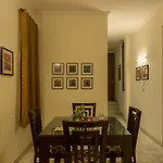 Woodpecker Apartments Hauz Khas