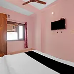 Hotel O Cherry Inn