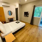 Hotel Aerocity Golden