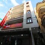 Super Hotel O Sathguru Residency Near New Ashok Nagar Metro Station