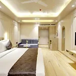Hotel Cloud International Near Igi Airport