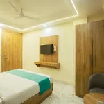 Hotel New Luxx Stay - Near Igi Airport
