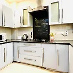 Olive Service Apartments - Greater Kailash
