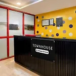 Super Townhouse Rohini Sector 24