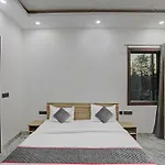 Townhouse Xanthe - Boutique Hotel