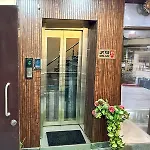 Hotel J Joy - Karol Bagh