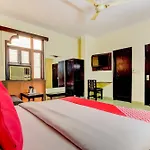 Fabhotel Delhi Darbar