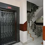 Hotel O Gold Palace