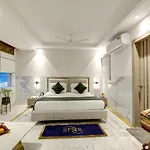 Hotel International Inn - Near Delhi Airport