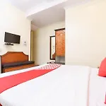 Hotel O City Palace