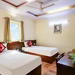 The Pearl- A Royal Residency