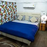 Luxury Farmhouse In Chhatarpur With Pool