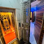 Luxury 2 Bhk Apartment In New Delhi