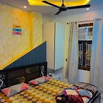 Luxury 2 Bhk Apartment In New Delhi