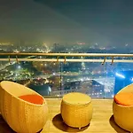 The Peak Paradise