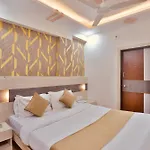 Hotel Golden Tower At Delhi Airport