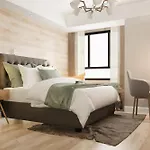 Hotel The White Sand Suites
