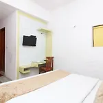 Private Room In Hotel Anoop, Paharganj