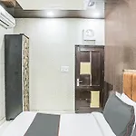 Hotel O Kashish Residency Near Model Town Metro Station
