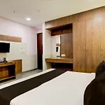 Super Hotel O Alipur Narela