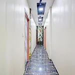 Hotel O Crown Inn