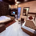 Hotel Shiva Intercontinental -New Delhi Railway Station