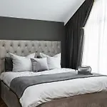 Hotel Grand Premium