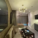 Luxe Lagoon By La Fausto Luxuria