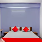 Hotel O Wamson Living Classic