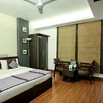 Hotel The Caves Plaza Near Igi Airport Delhi
