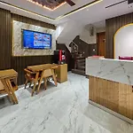 Delhi Delight Premium