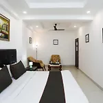 Collection O Residency Near Dwarka Sector 21 Metro Station