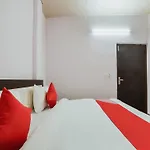 Hotel O Iris Lite