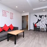 Townhouse Rudra Inn Near Chhatarpur Metro Station