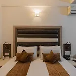 The Suncourt Hotel Yatri