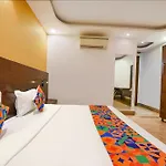 Fabhotel Under Bridge