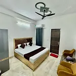 Hotel Comfort Inn, Mundka, New Delhi - Near Nangloi Metro Station