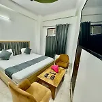 Hotel Comfort Inn, Mundka, New Delhi - Near Nangloi Metro Station