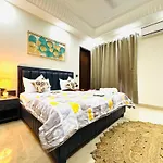 Fortune Home Service Apartment Studio, J-267 Saket
