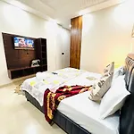 Fortune Home Service Apartment Studio, J-267 Saket