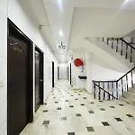 Fabhotel Delhi Darbar Near Karol Bagh Market