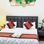 Fortune Home Service Apartment Studio, J-267 Saket