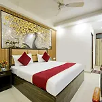 Hotel Lookout Stay Delhi Igi Airport