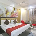 Hotel Lookout Stay Delhi Igi Airport